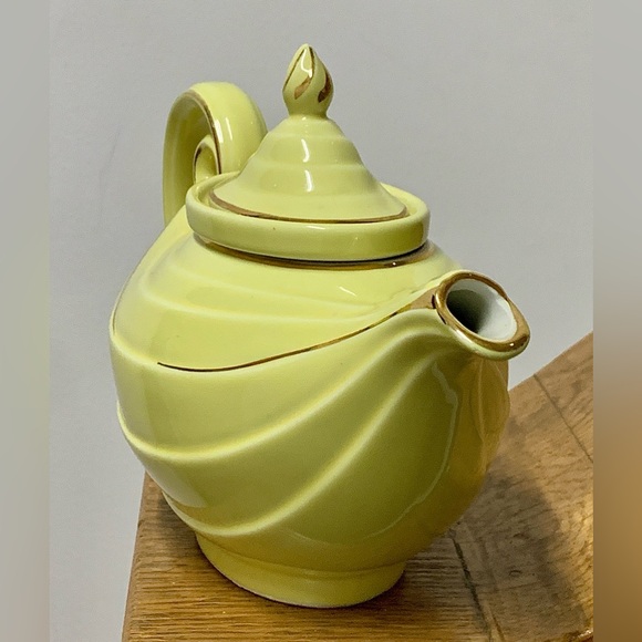 1930s Vtg Hall USA Gold Trim Canary Aladdin 6 Cup Curly Genie Lamp Teapot - Picture 4 of 16